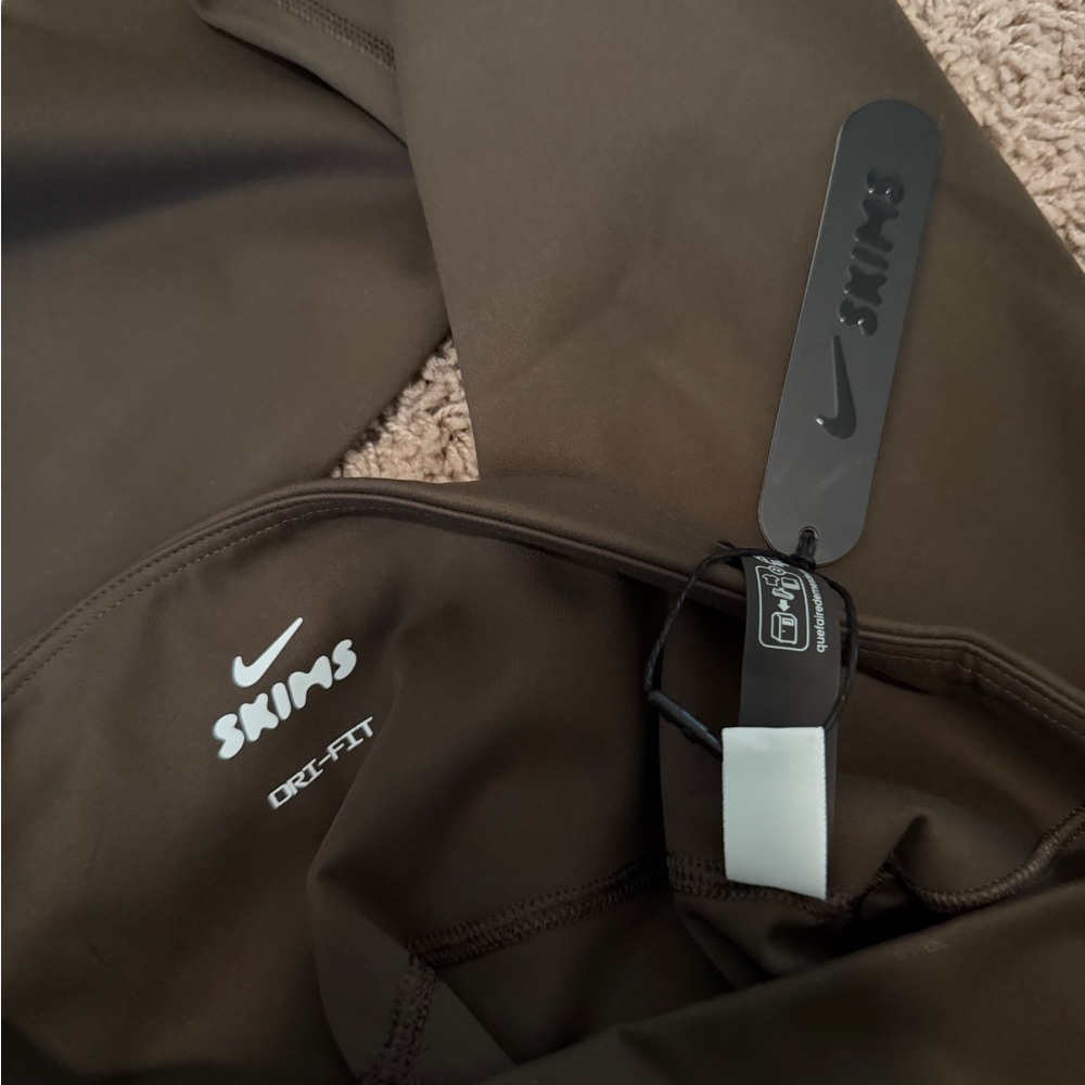 Nike x SKIMS brown leggings sz S - Picture 4 of 5